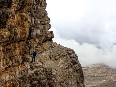 020-Im Klettersteig Sentiero Benini